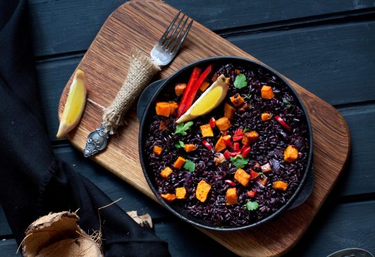Nasi Hitam: Superfood Penuh Manfaat untuk Kesehatan Tubuh dan Gaya Hidup Modern