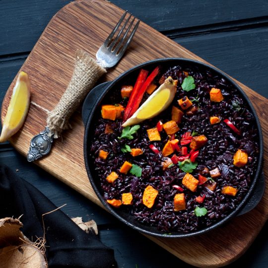 Nasi Hitam: Superfood Penuh Manfaat untuk Kesehatan Tubuh dan Gaya Hidup Modern